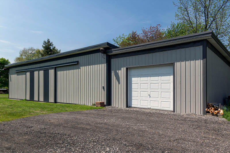 pole barn building